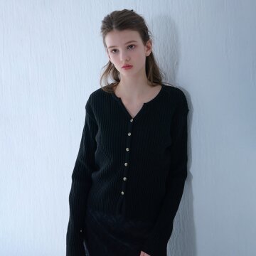 [카미노] RIBBED V-NECK KNIT CARDIGAN BLACK
