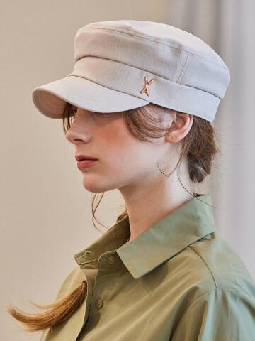 VA 큐빅 스터드 마도로스 캡 베이지