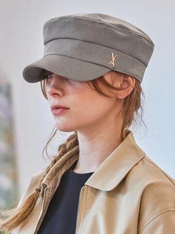 VA 큐빅 스터드 마도로스 캡 그레이