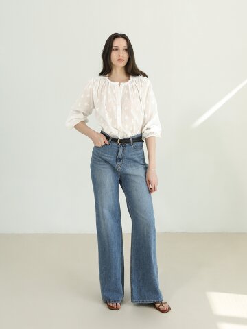 자가드 코튼 볼륨블라우스