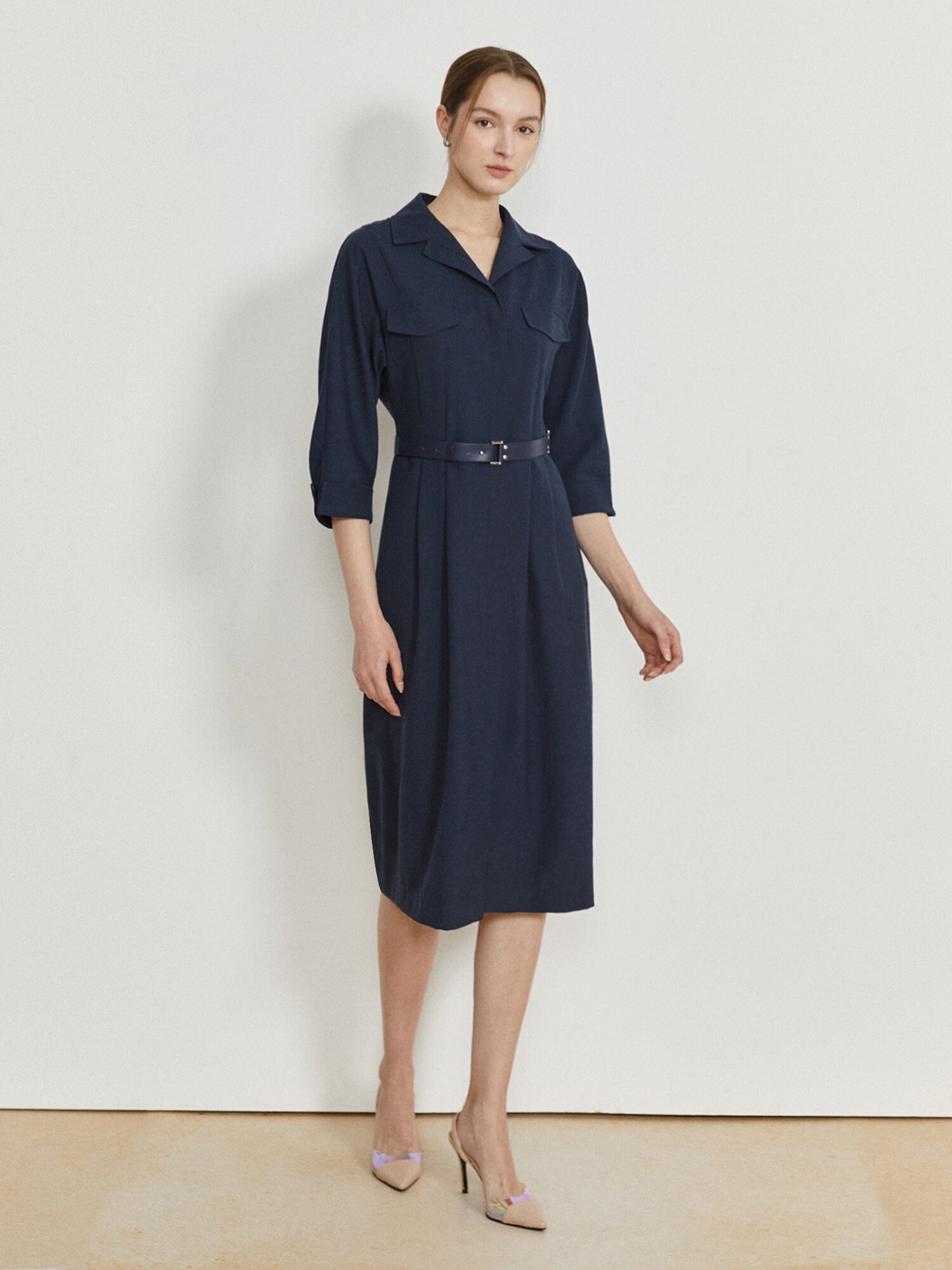 린넨 턴업 오픈 칼라 원피스 (NAVY)