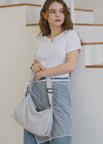 보니타 숄더 크로스백 - 그레이