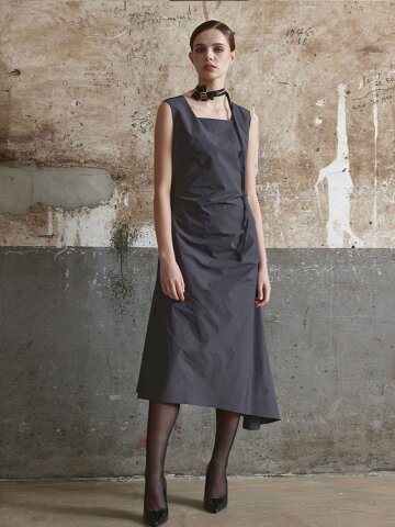테크니컬 햄라인 드레이프 드레스_Y15YOL001