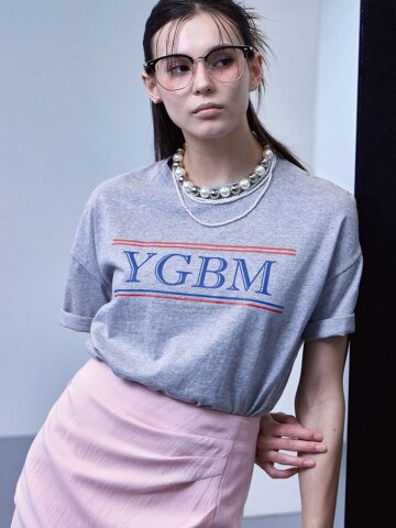 클래식 로고레터링 티셔츠_Y21YTS001