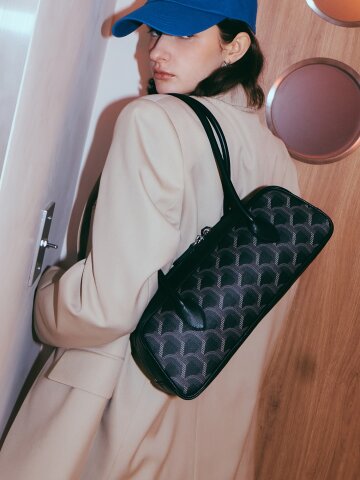 트라페즈 다이아모노 숄더 MM_BK (RSYSBV601BKMM)