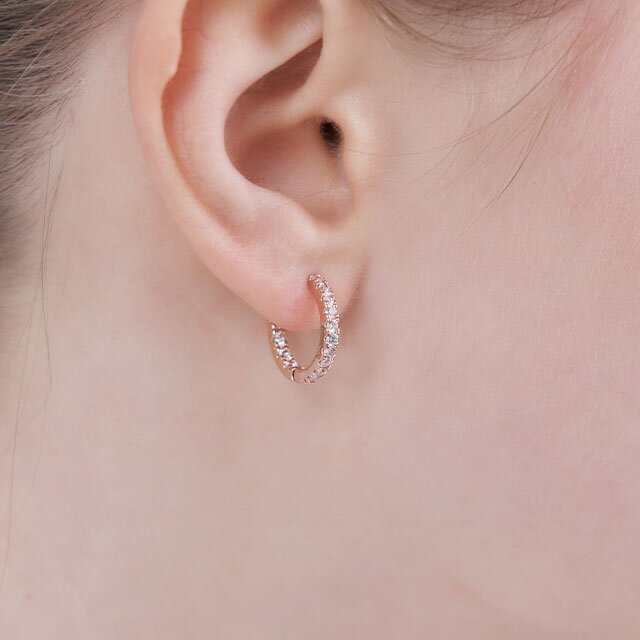 14K GF 라운드 스톤 귀걸이 ELGPEE570