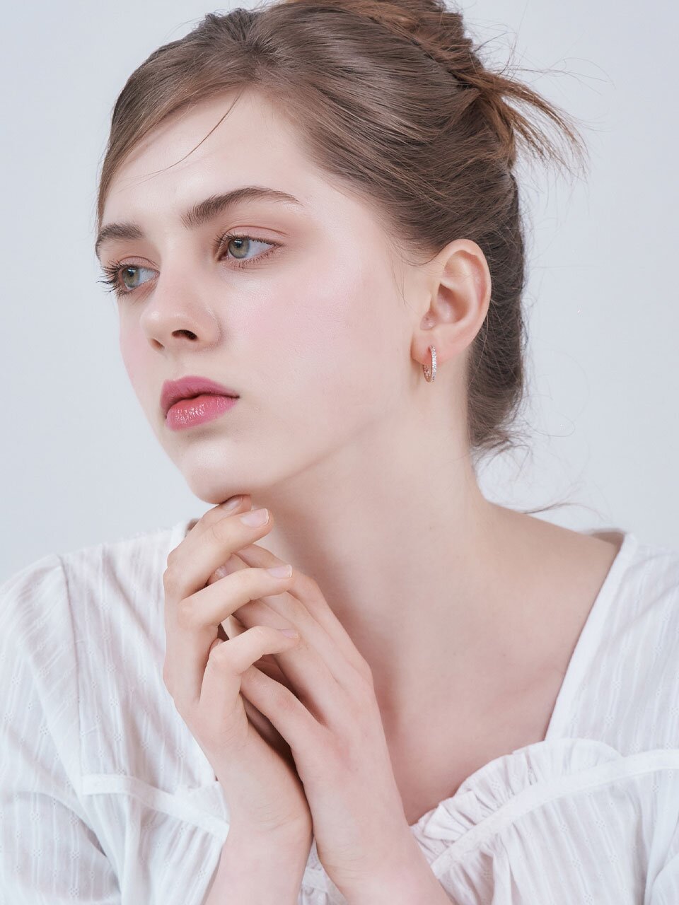 14K GF 라운드 스톤 귀걸이 ELGPEE570