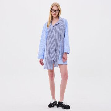 [분더가이스트] 오버핏 스트라이프 배색 리본카라 배색 롱셔츠