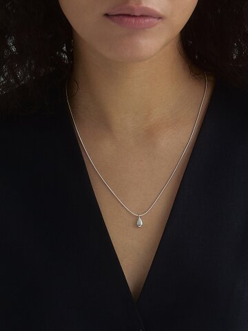 Tear Drop Necklace (snake chain)
