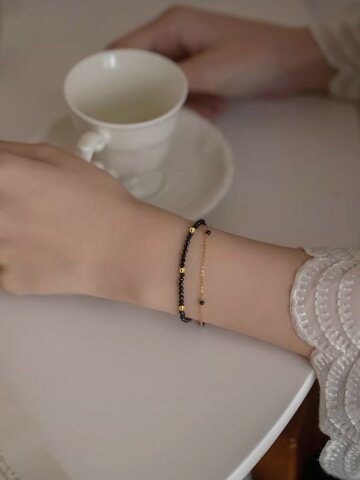 자키 블랙스피넬 비즈 크리스탈 원석 골드볼 팔찌