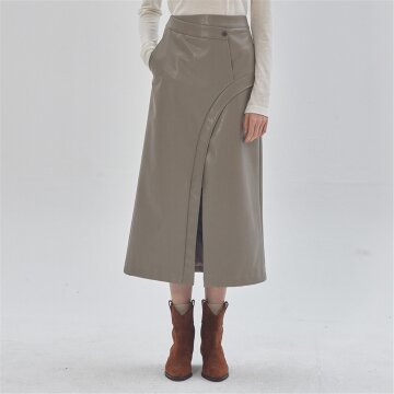 [라이] LIE 언발란스 트임 페이크 레더 스커트 베이지