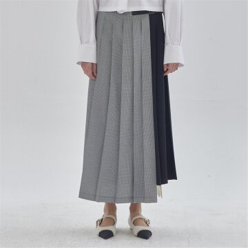 [라이] LIE 비조 디테일 언발란스 주름 스커트 블랙