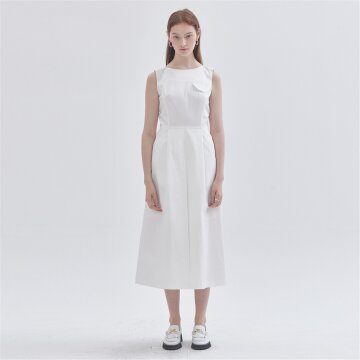 [라이] LIE 포켓 디테일 슬리브리스 원피스 화이트