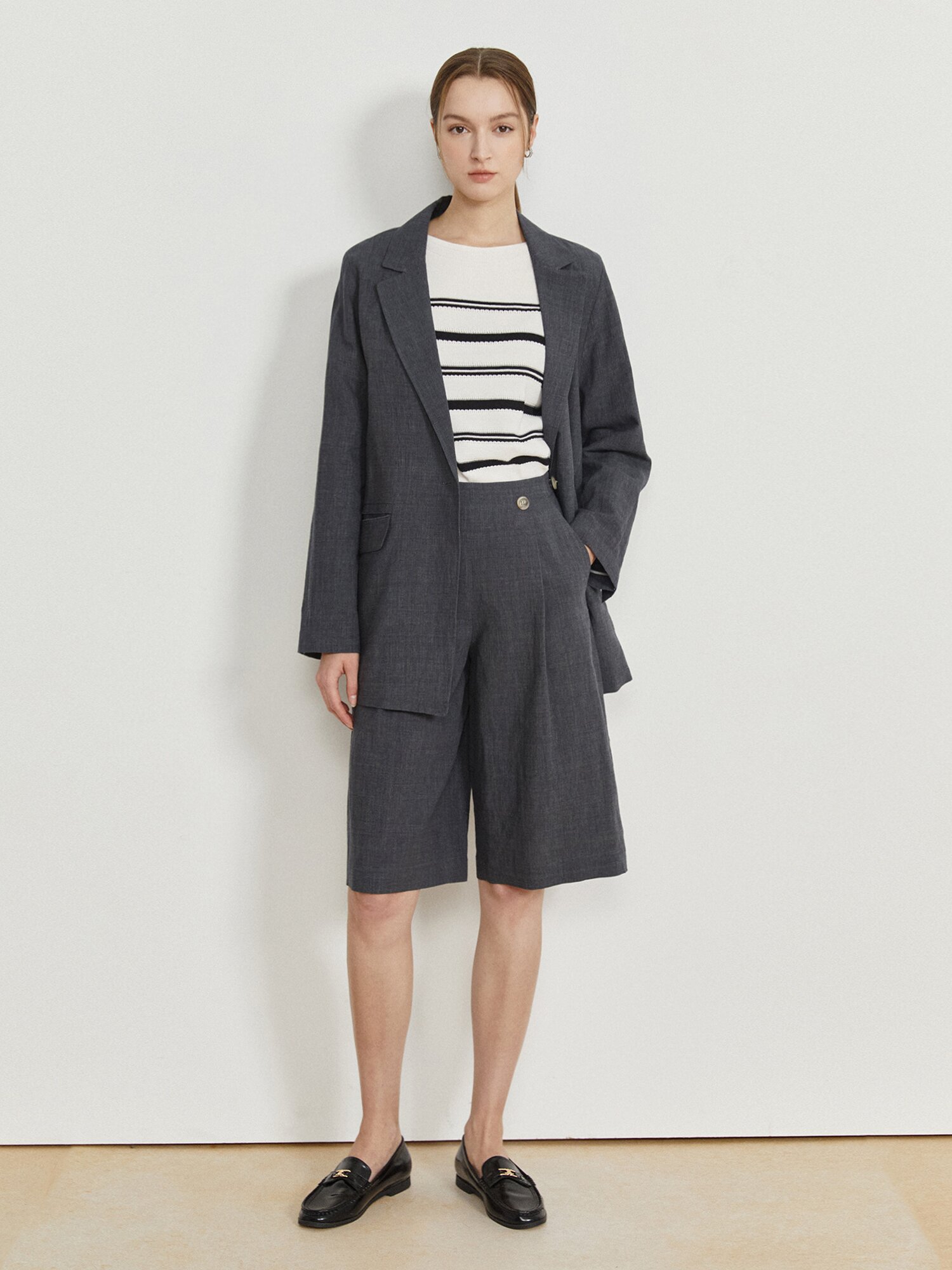 스트라이프 홀가먼트 풀오버 니트 (STRIPE BLACK)