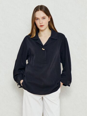 시그니처 실키 블루밍 블라우스 