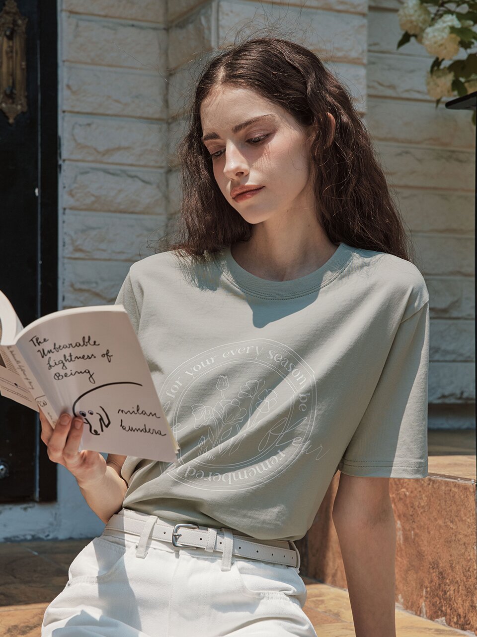 [6컬러] 플라워 레터링 반팔 티셔츠