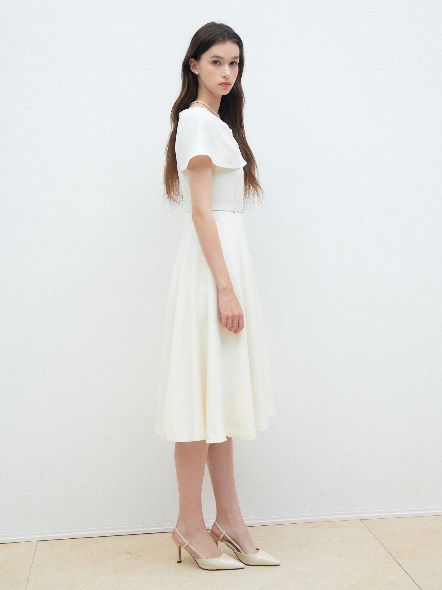 케이프 레이어 플레어 원피스 (CREAM)