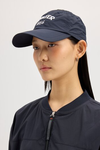 [UNISEX] 라이트웨이트 립스탑 로고 캡 - 다크네이비 HCW0001CHZDNV