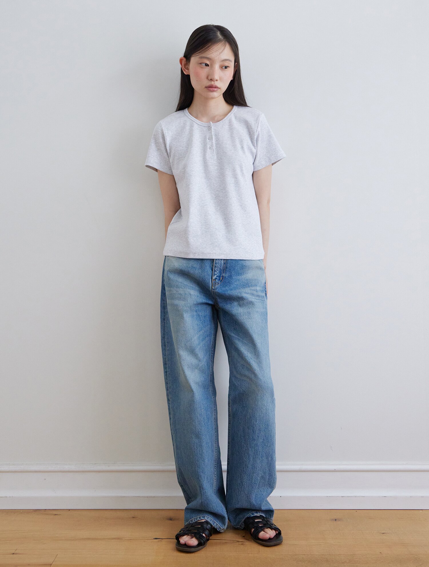 Henley Short Sleeve T-Shirt_LIGHT GREY