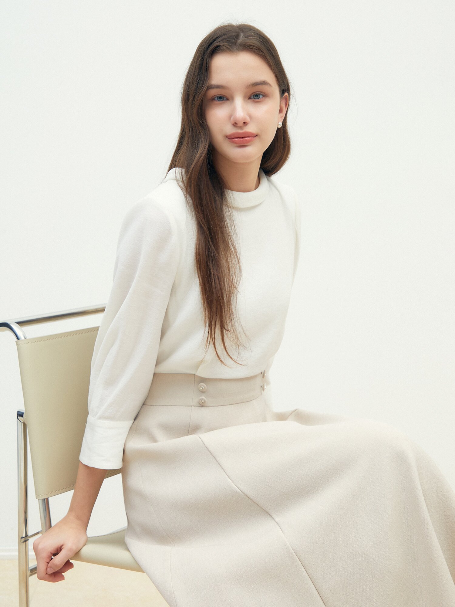 배색 백 스트랩 플레어 원피스 (BEIGE)