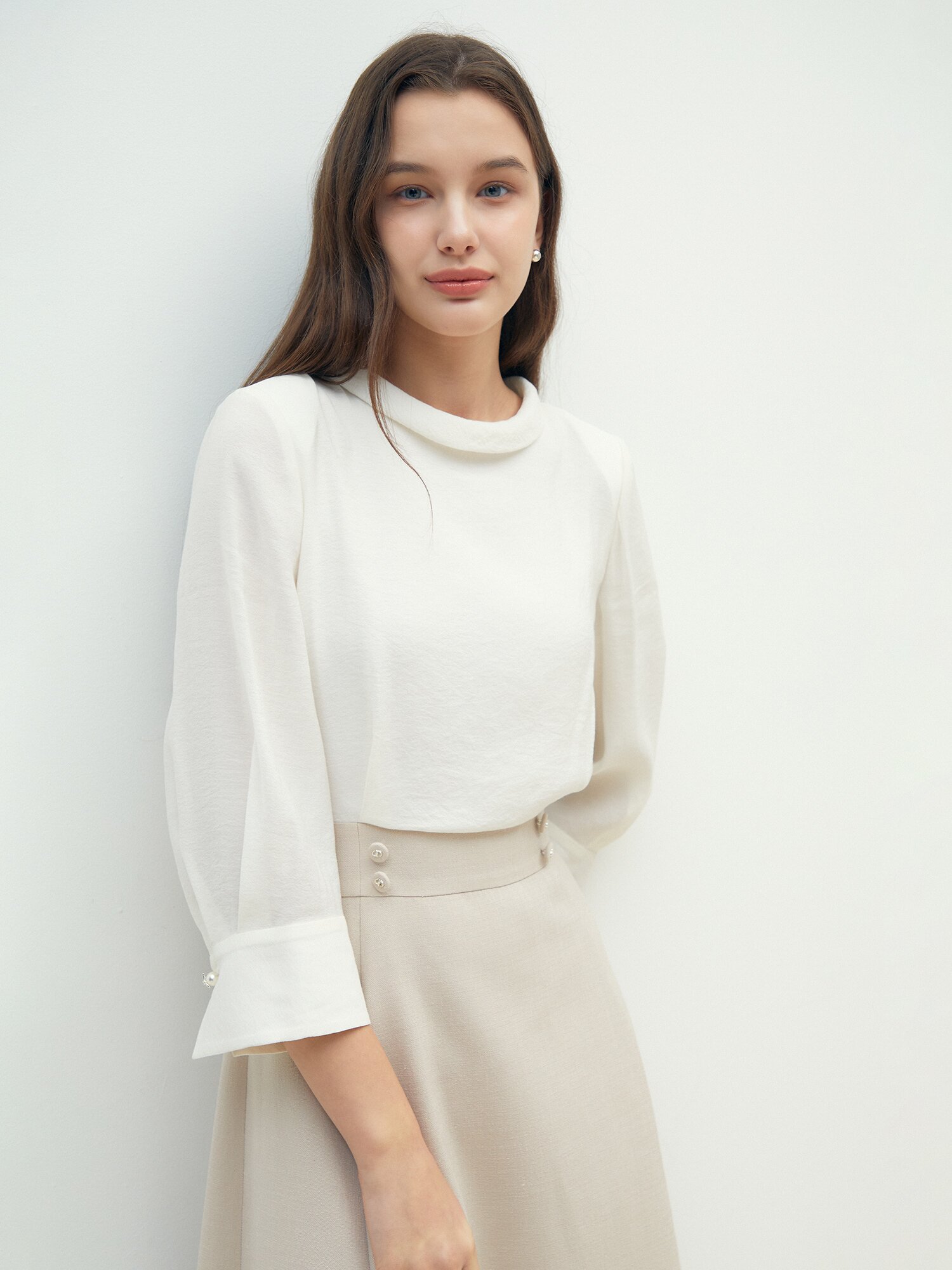 배색 백 스트랩 플레어 원피스 (BEIGE)