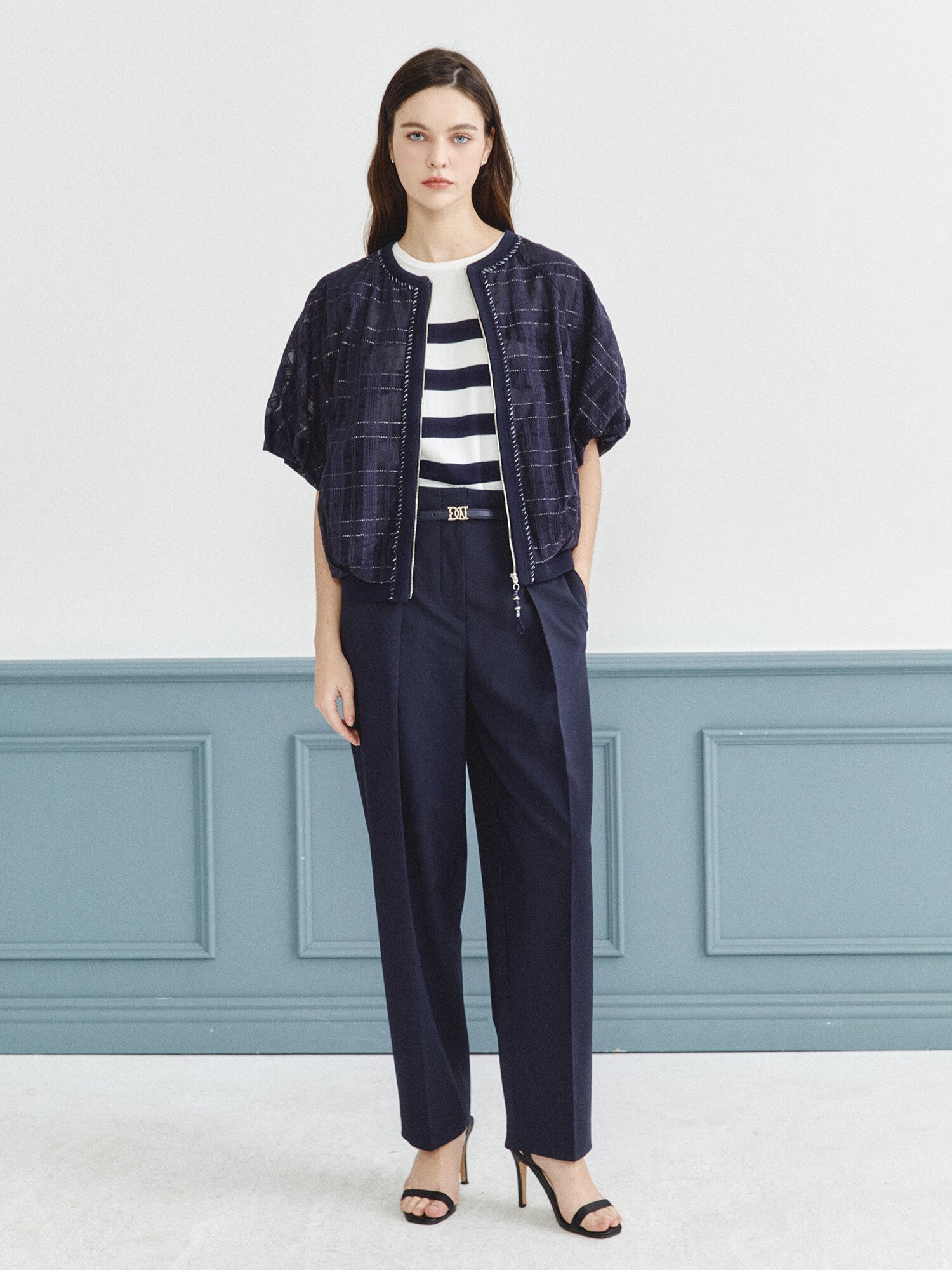 벨티드 원턱 테이퍼드 팬츠 (NAVY)