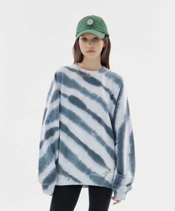 타이 다이 사선 스트라이프 스웻셔츠 네이비 TIE DYE DIAGONAL STRIPE SWEAT SHIRT navy 