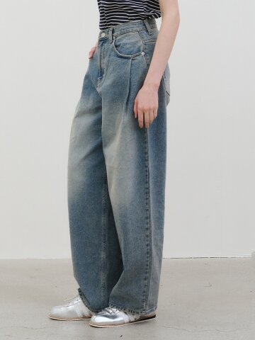 SIDE 1TUCK CURVED WIDE FIT DENIM PANTS  VINTAGE BLUE