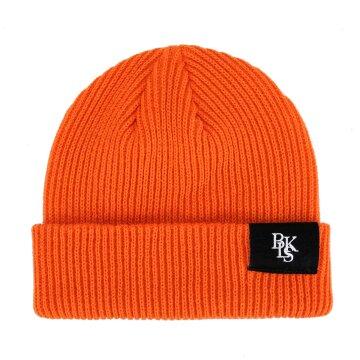 로고 패치 니트 비니