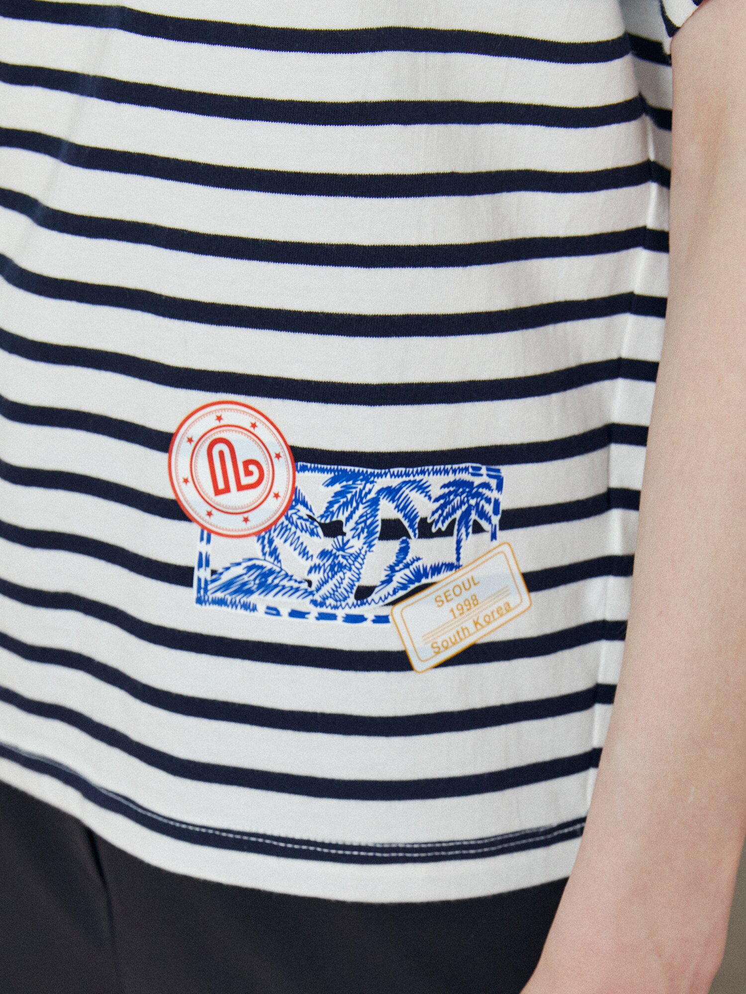 캐주얼 스트라이프 반팔 티셔츠 (STRIPE NAVY)