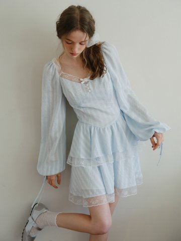 Cest_Skyblue puff sleeve layered dress