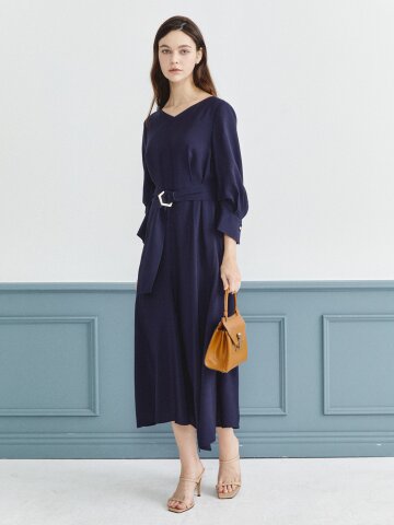 백 밴딩 브이넥 플레어 원피스 