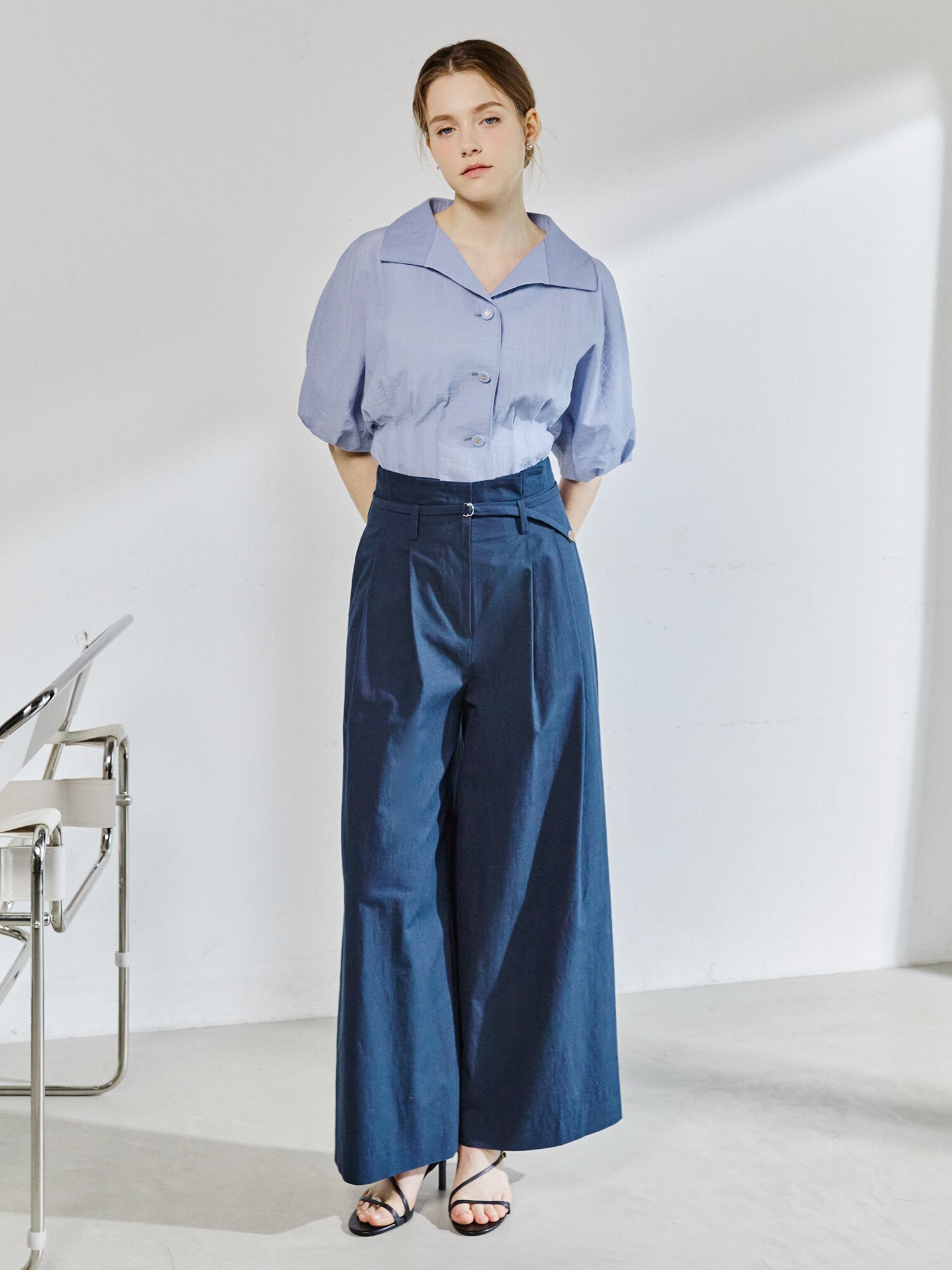 린넨 벨티드 투턱 와이드 팬츠 (NAVY)