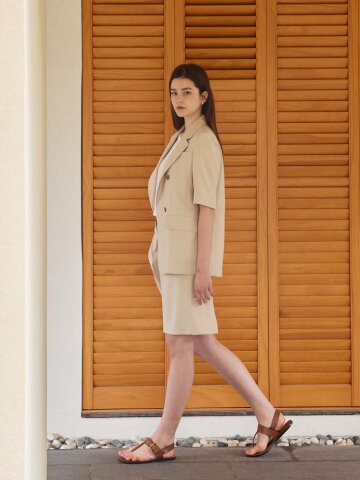 메탈 장식 원턱 하프 팬츠 