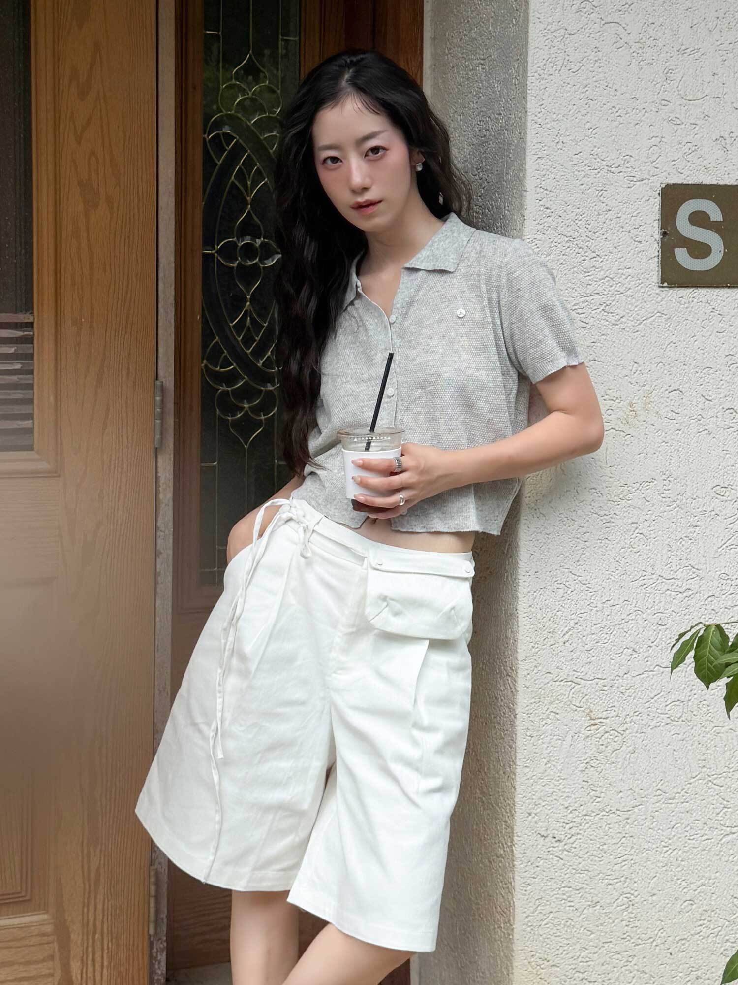 [이유주 PICK 인기템] FLAT COLLAR SHORT-SLEEVED CARDIGAN GREY