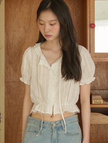 레이스 코튼 자수 크롭 블라우스


















































