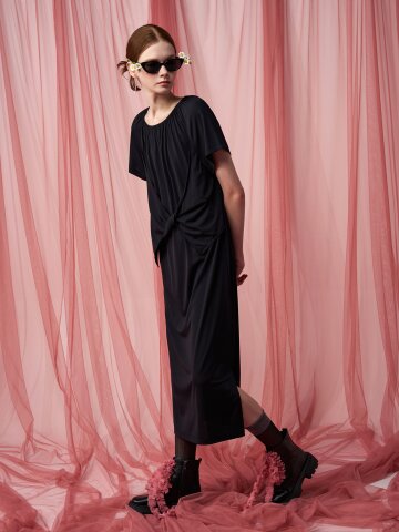 [페리 메라] 트위스트 롱 원피스 (블랙)