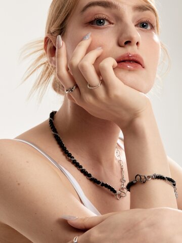 SN.146 DOUBLE LAYER BLACK STONE NECKLACE