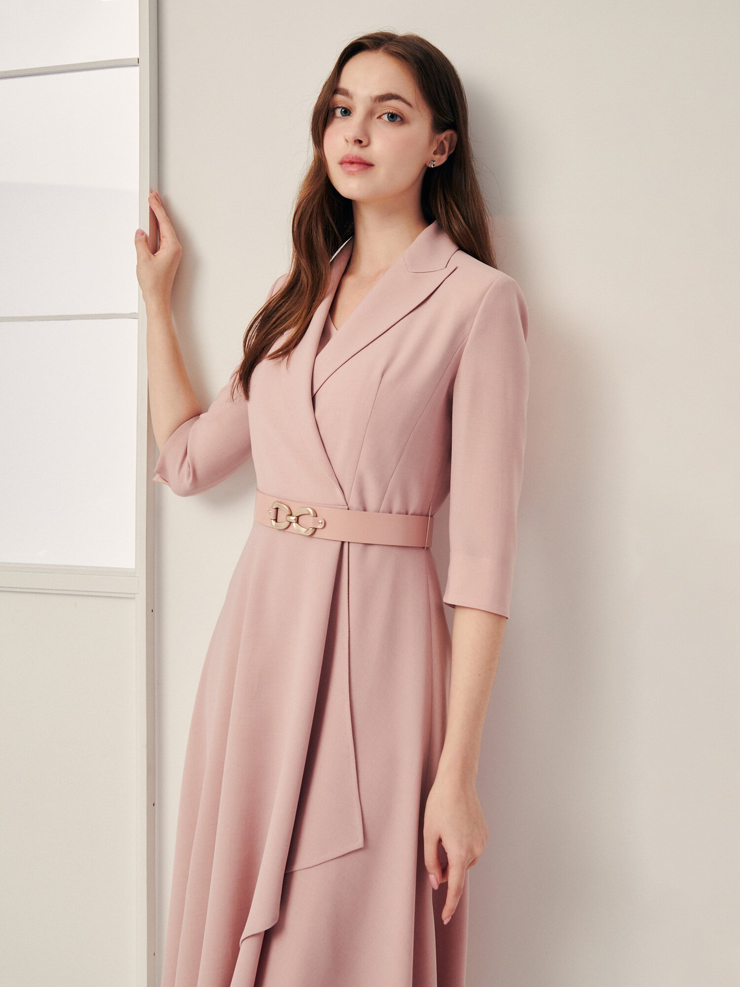 드레이프 피크드 라펠 원피스 (PINK)