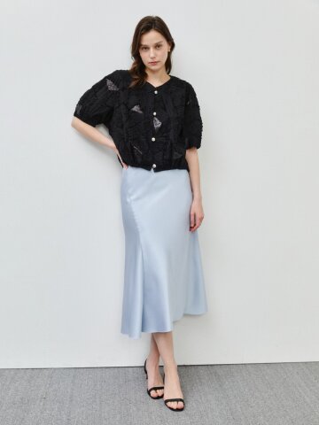 소프트 새틴 플레어 스커트 