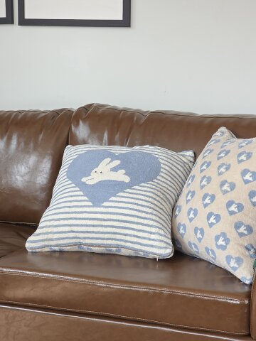 스트라이프 러빗 포그니 쿠션커버