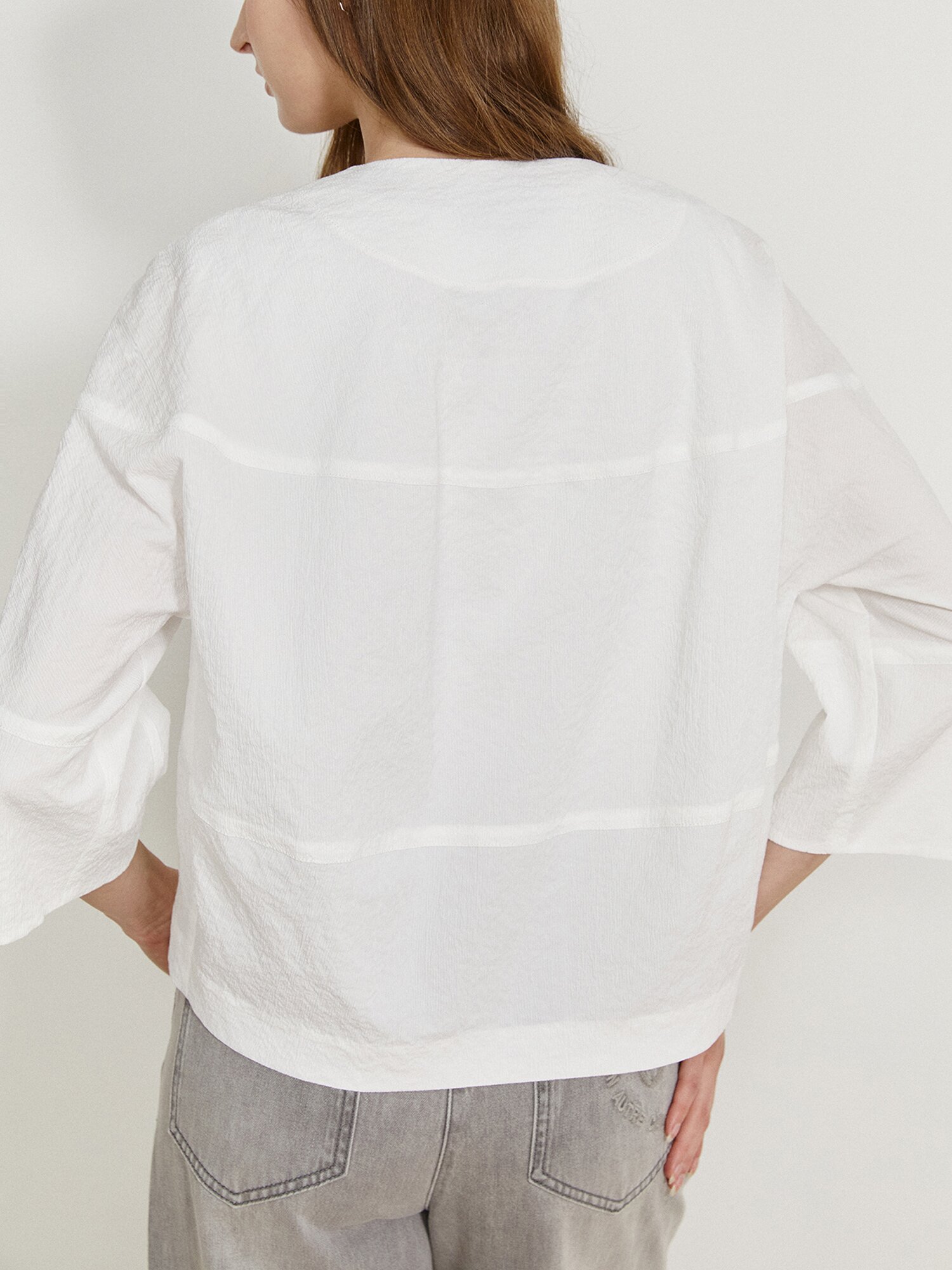 루즈핏 칼라리스 라펠 재킷 (WHITE)