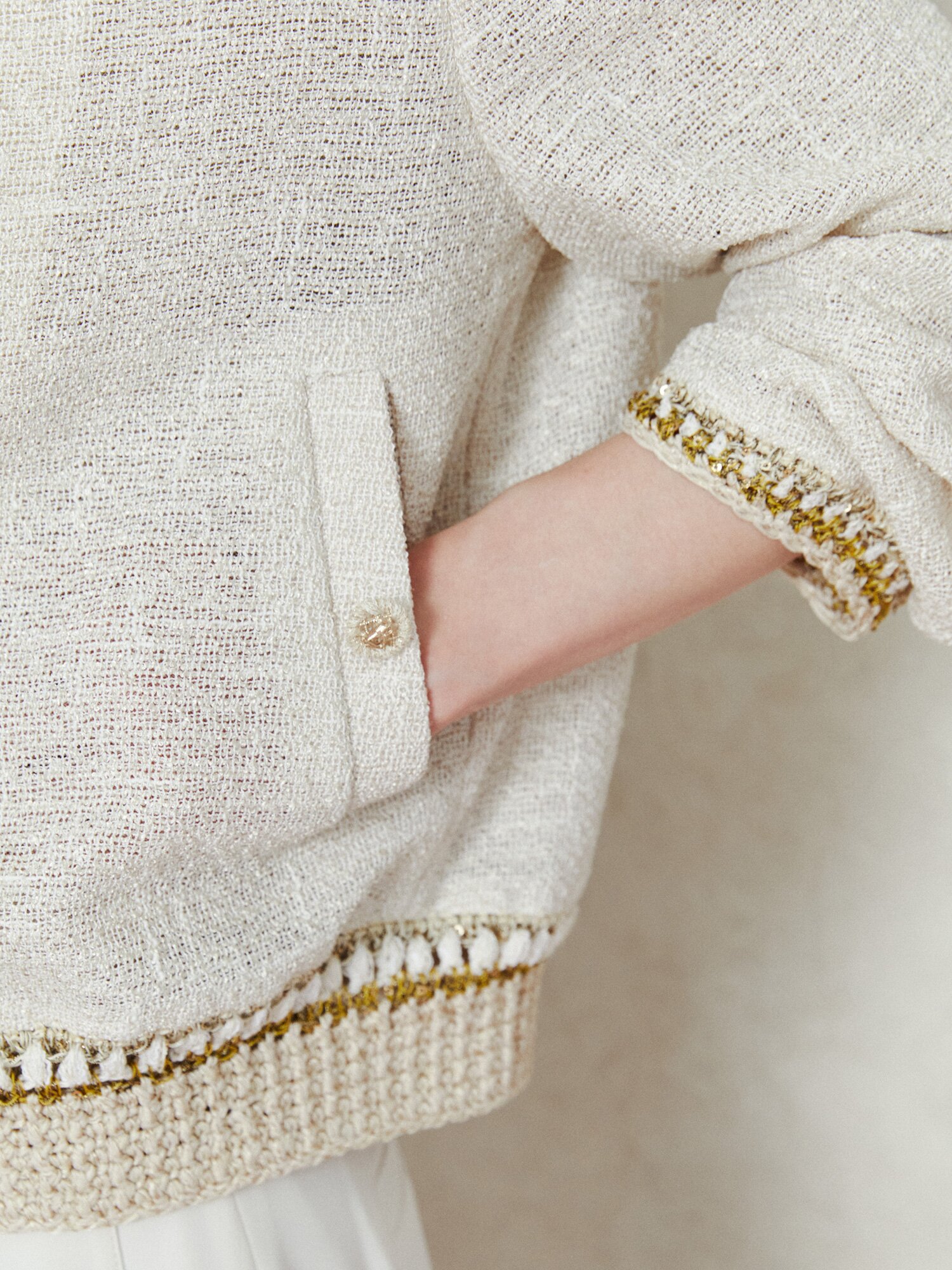 캐주얼 라운드 지퍼 점퍼 (IVORY)