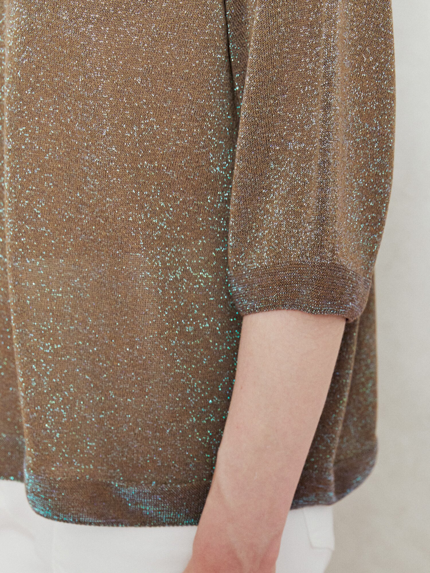 샤이닝 후드 시스루 니트 (BROWN)