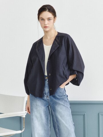 롤업 백 밴딩 라운드넥 재킷 