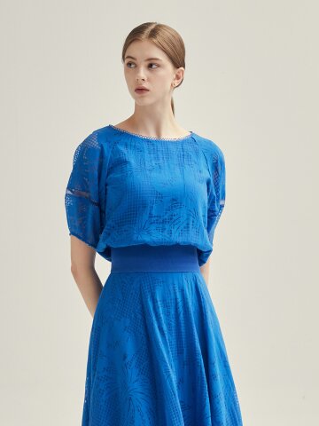 레이스 배색 라운드넥 블라우스 