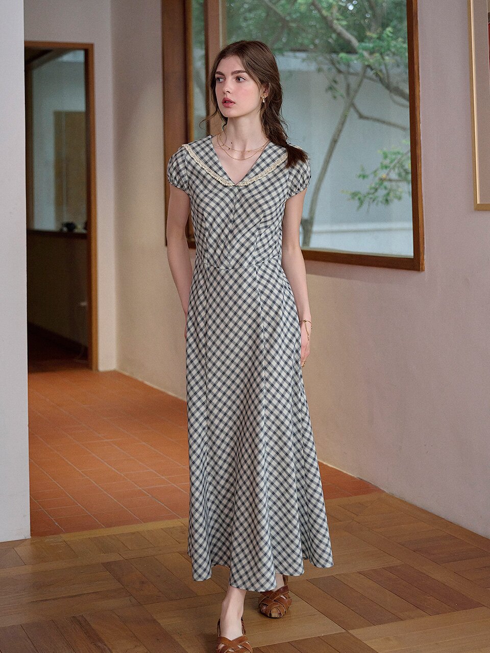 SR_Lace navy collar checked dress