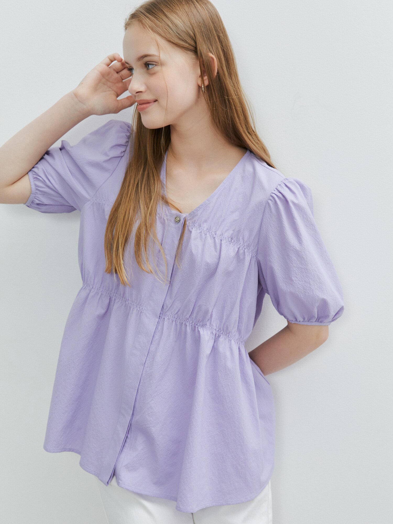 셔링 퍼프 플레어 블라우스 (LILAC)