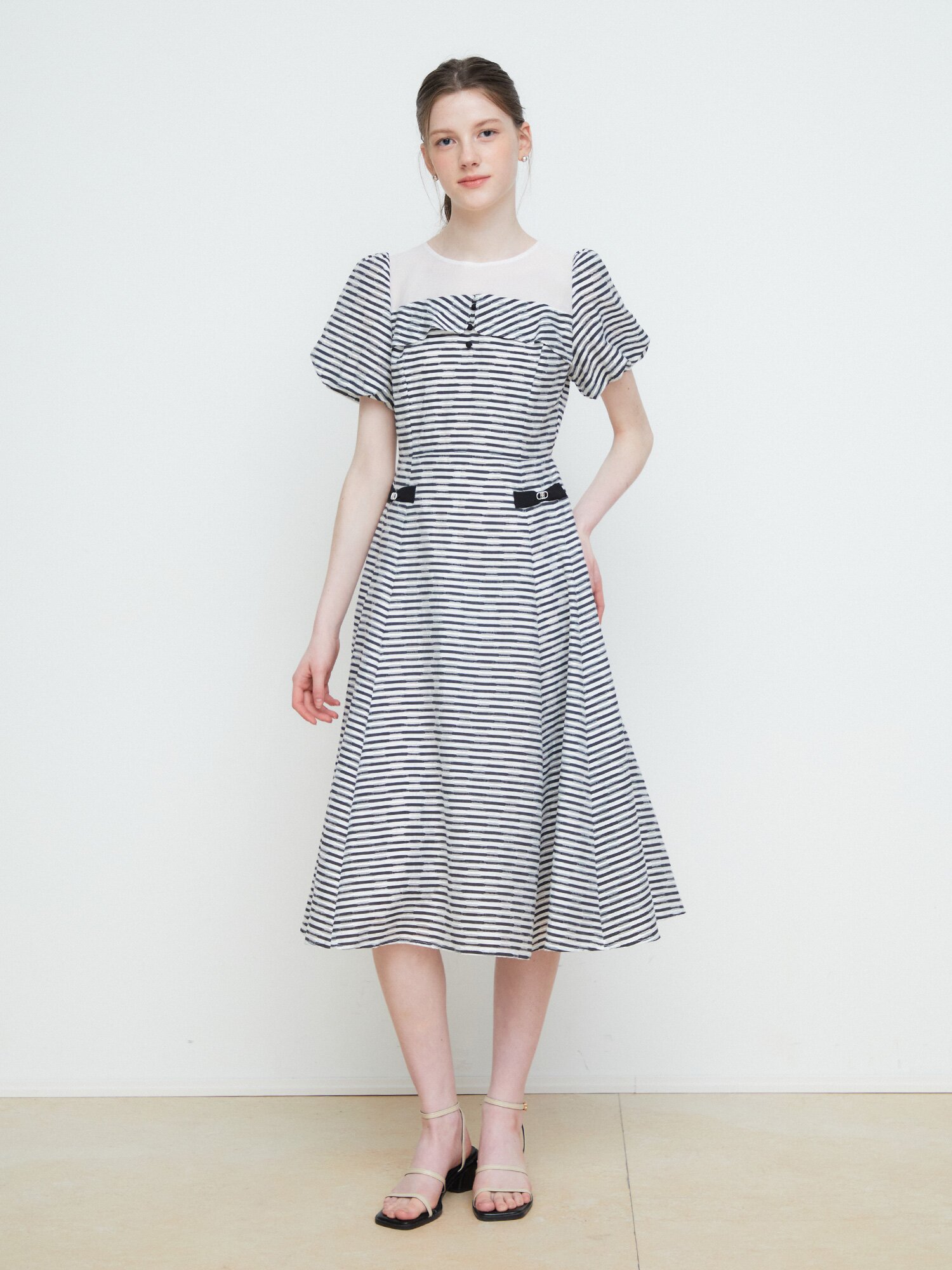 시스루 배색 퍼프 플레어 원피스 (STRIPE NAVY)