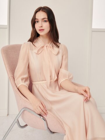 핀턱 리본 타이넥 플레어 원피스 